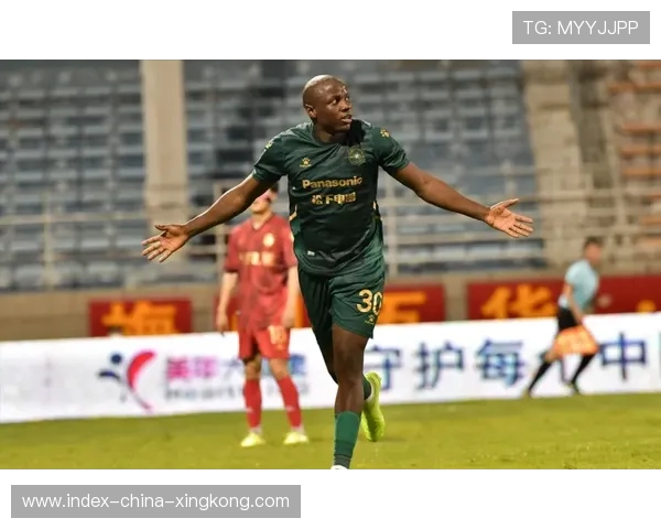 联赛最佳射手转会传闻升级，多队进入报价阶段